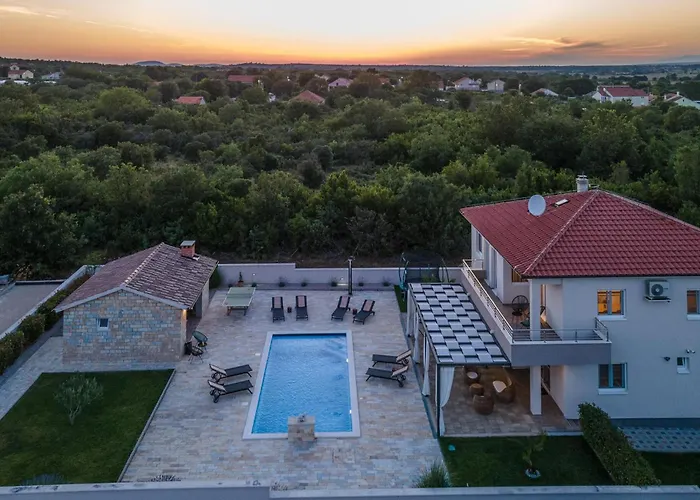 Magdalena Tatil Evi *